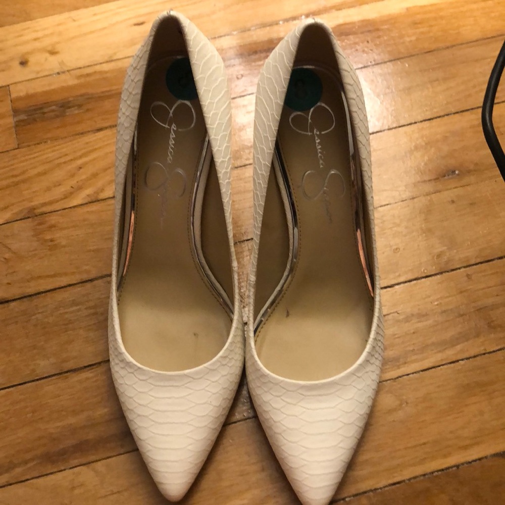 Jessica Simpson heals